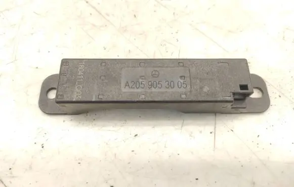 Mercedes-Benz E W238 Keyless system antenna A2059053005