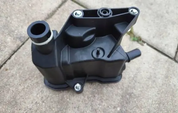 Ford Focus Oil breather separator H6BG6C757CA JX6G6007GA