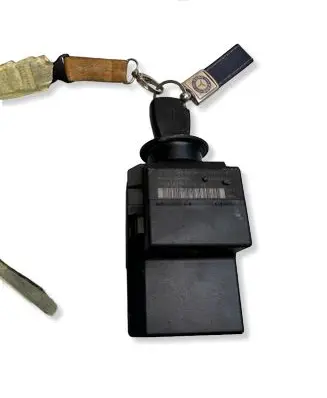 Mercedes-Benz C W203 Ignition lock 2035450508 33002105 33002106