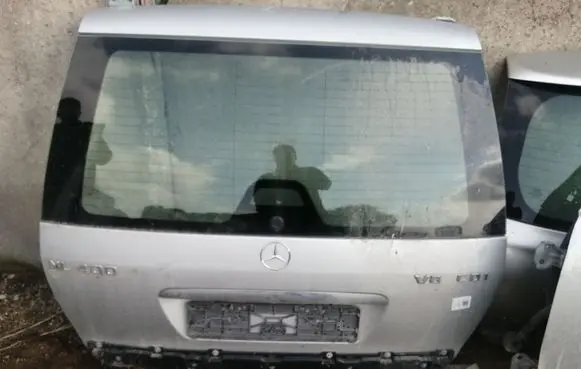 Mercedes-Benz ML W163 Tailgate/trunk/boot lid