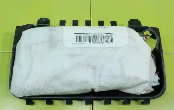 Fiat 500 Knee airbag 610465300