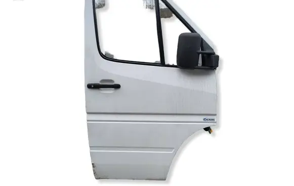 Mercedes-Benz Sprinter W901 W902 W903 W904 Front door 