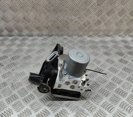 Mercedes-Benz C W205 ABS Pump A2059005944 A008M934
