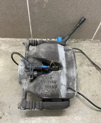 Mercedes-Benz C W205 Front brake caliper 9HFE