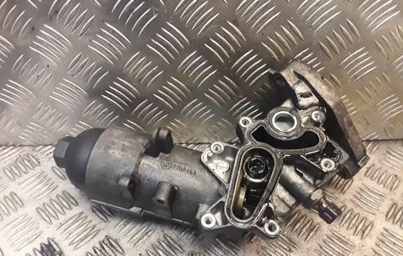 BMW X3 E83 Oil filter cover 7788453