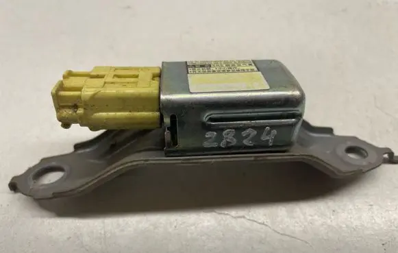 Toyota Prius (XW20) Airbag deployment crash/impact sensor 8983347030