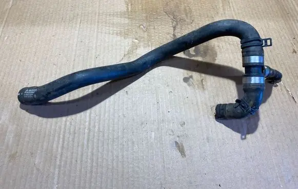Mercedes-Benz GLE (W166 - C292) Engine coolant pipe/hose A1668304996