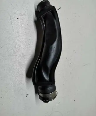 BMW 3 E90 E91 Intercooler hose/pipe 7800143 11884414