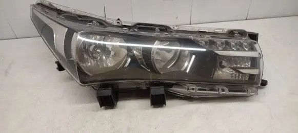 Toyota Corolla E160 E170 Headlight/headlamp 8111002e71