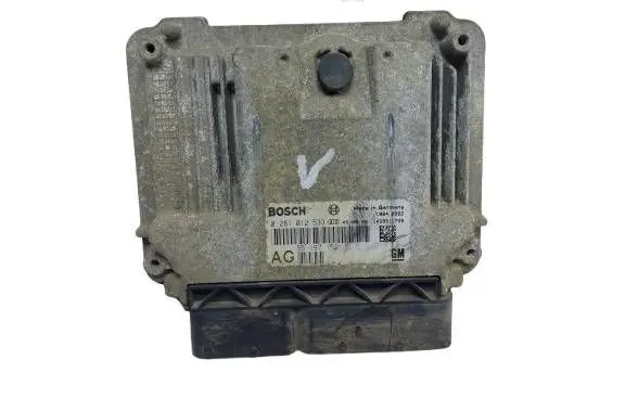 Opel Vectra C Engine control unit/module 0281012533 55197152
