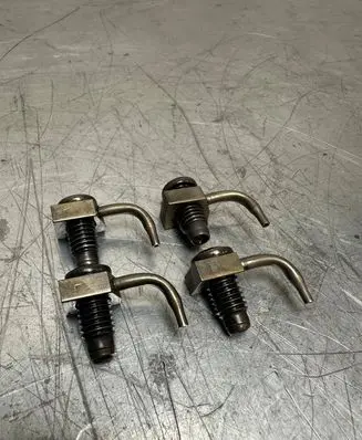 Volkswagen Golf VI Fuel injectors set 038103157c