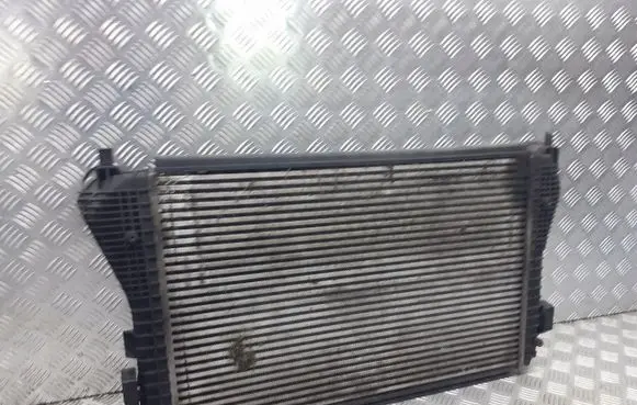 Skoda Octavia Mk2 (1Z) Intercooler radiator 1K0145803AJ