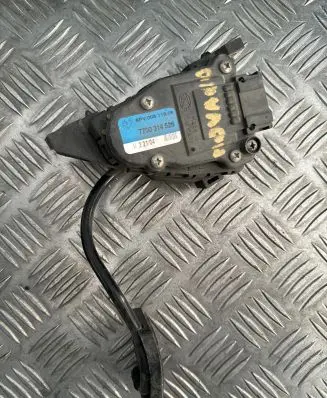Renault Master II Accelerator throttle pedal 7700314526