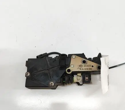 BMW 8 E31 Tailgate/trunk/boot lock/catch/latch 8118688