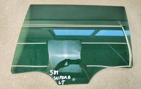 Skoda Superb B8 (3V) Rear door window glass 3V9845205AAOP1511 3V9845205A