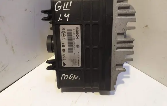 Volkswagen Golf III Engine control unit/module 0261203302 030906026R