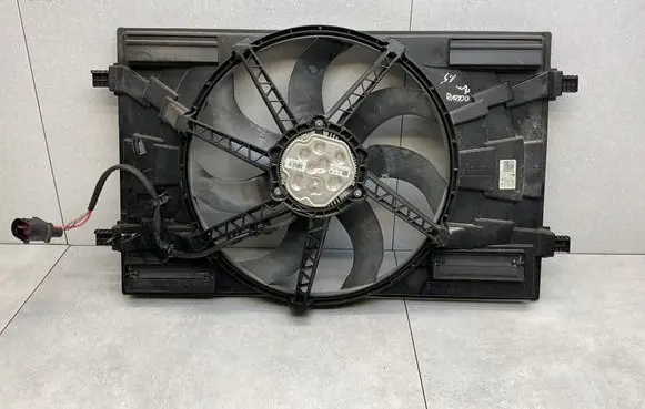 Electric radiator cooling fan
