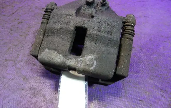 Nissan Primera Front brake caliper