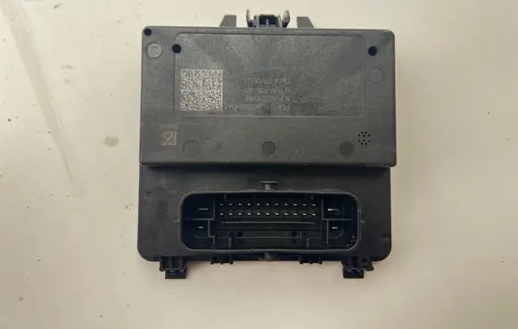 Jeep Grand Cherokee WL Tailgate/trunk control unit/module 68356645AI 68356645A 309784