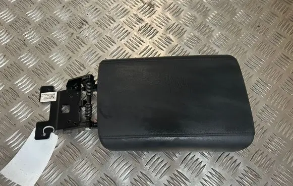 Hyundai Tucson IV NX4 Armrest 84660N7100