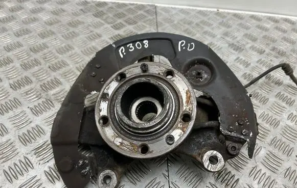 Peugeot 308 Front wheel hub
