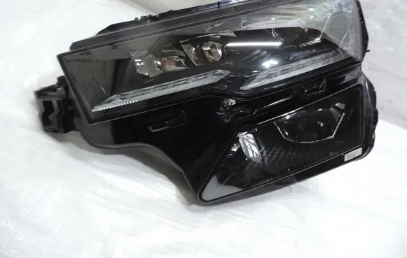 Skoda Karoq Headlight/headlamp 57B941035