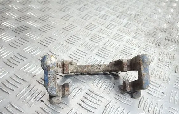 Opel Vectra C Brake caliper pad carrier rear 