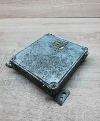 Mazda 626 Engine control unit/module ECU 79738408