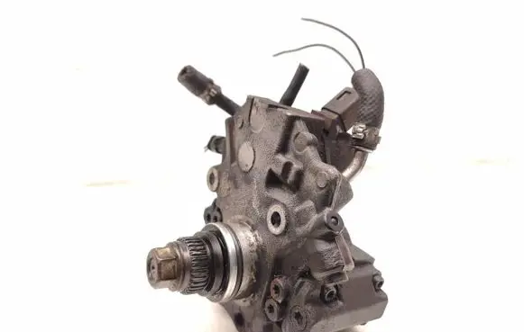 Mercedes-Benz Sprinter W906 Fuel injection high pressure pump A6510702601 28447439