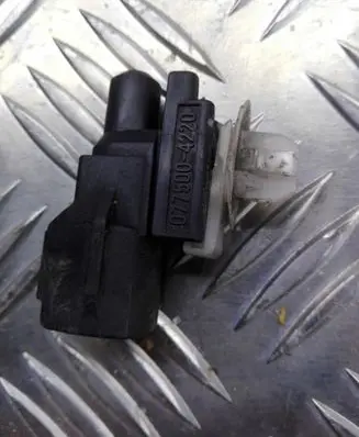 Peugeot 4007 Outside/external air temperature sensor 0775004220
