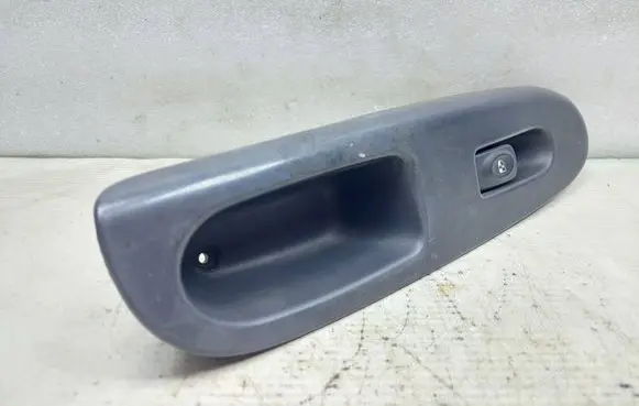 Renault Clio II Electric window control switch 7700845736 7700411272