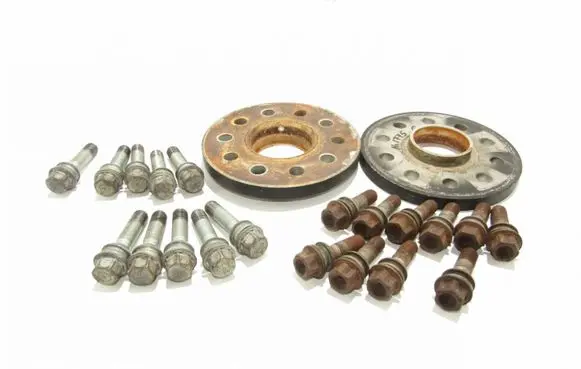 Volkswagen Touareg I Wheel spacers 91215034