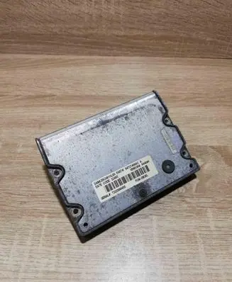 Chrysler Voyager Fuse module 04727480AC