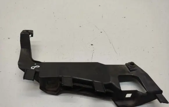 BMW 5 E39 Headlight/headlamp mounting bracket 153724