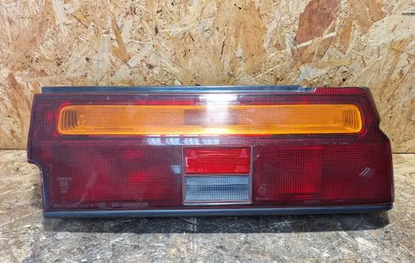 Nissan Sunny Rear/tail lights IKI4435