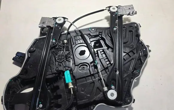 Tesla Model 3 Rear door window regulator with motor 1495510-00-F
