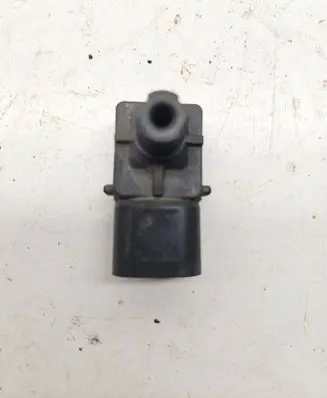 Chrysler Town u0026 Country V Air pressure sensor 05033310AC 1067