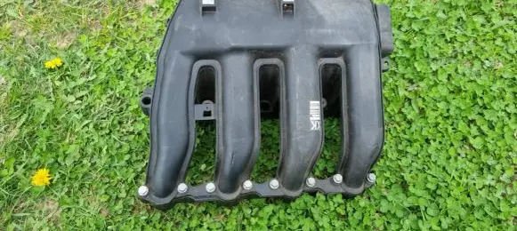 BMW 1 E81 E87 Intake manifold 7788194