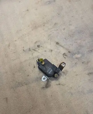Mitsubishi Pajero Central locking motor MB669753