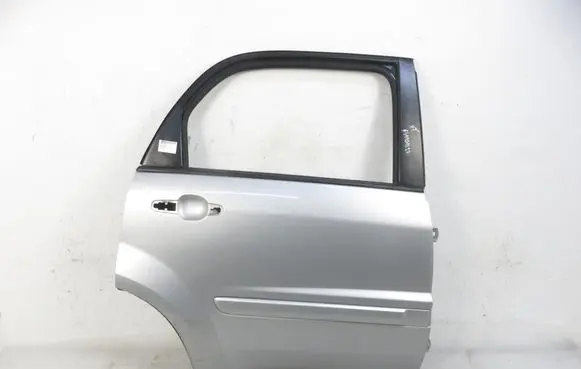 Chevrolet Equinox Rear door