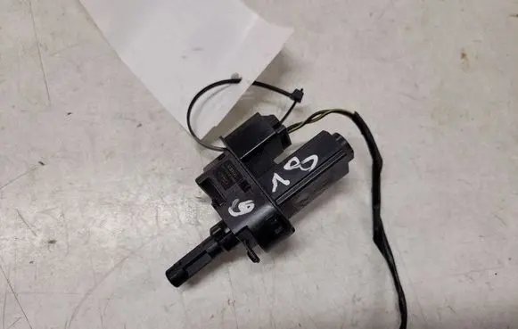 Ford C-MAX I Clutch pedal sensor 4M5T7C634AA