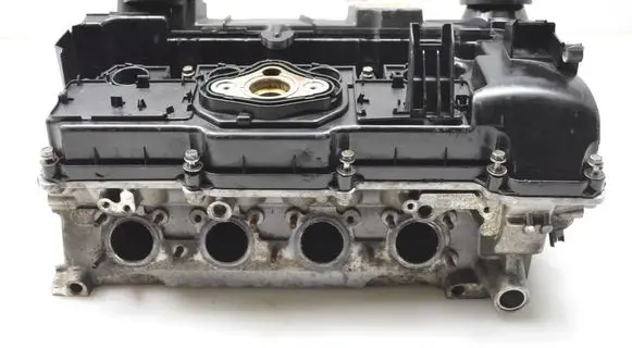 BMW 3 E90 E91 Engine head 7559168