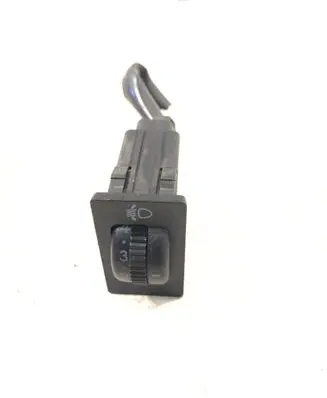 Toyota Corolla Verso AR10 Headlight level height control switch 8415202021