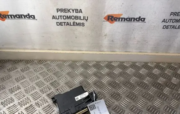 Toyota Auris E180 Air conditioner control unit module 8865002E00