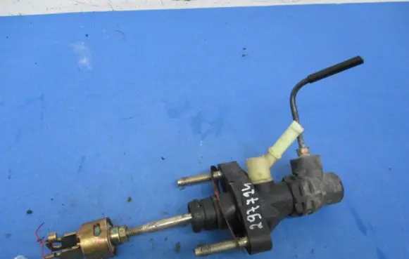Toyota Corolla E120 E130 Clutch master cylinder