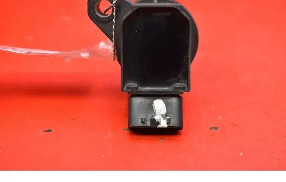 Toyota Avensis Verso High voltage ignition coil 90080-19019