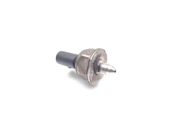 Volkswagen Eos Fuel pressure sensor 03C906051D