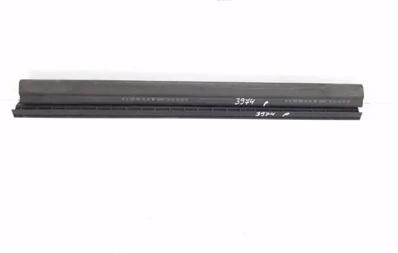 Mercedes-Benz SL R230 Radiator mount bracket A2205050386