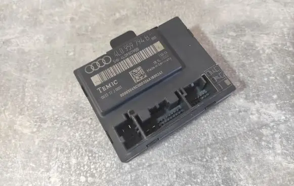 Audi Q7 4L Door control unit/module 4L0959794B 4L0910795B