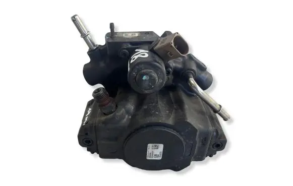 Opel Antara Fuel injection high pressure pump 28318240 25187376